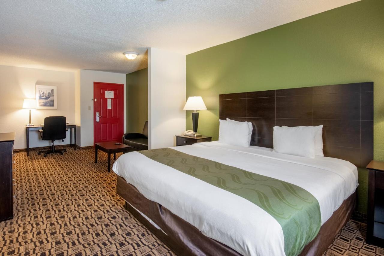 Coratel Plus Suites Wichita West Airport ภายนอก รูปภาพ