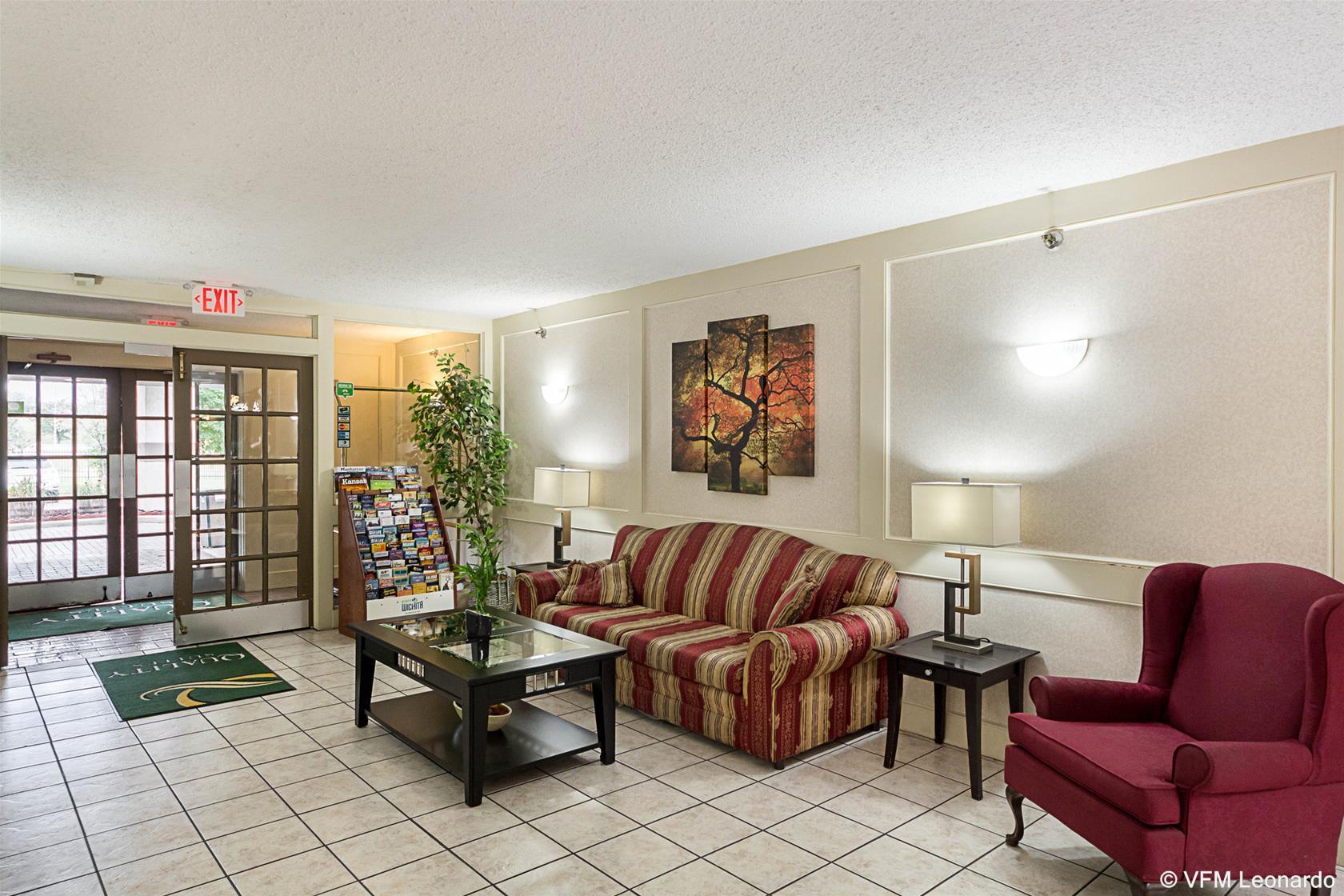 Coratel Plus Suites Wichita West Airport ภายนอก รูปภาพ