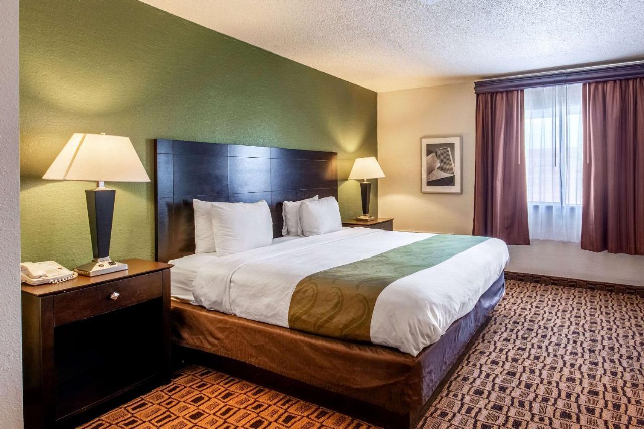Coratel Plus Suites Wichita West Airport ภายนอก รูปภาพ